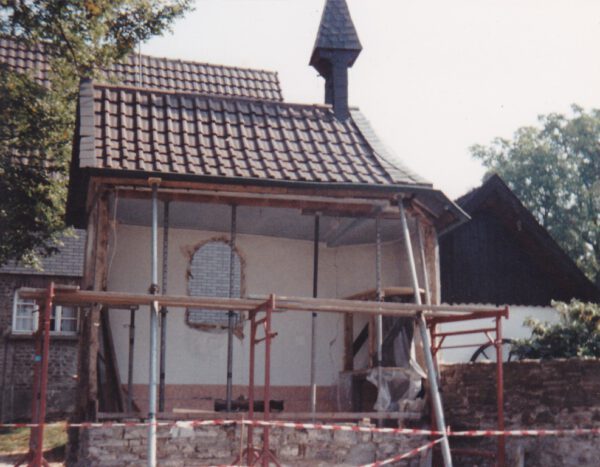 Gestützte Kapelle ohne Seitenwand