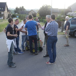 Eiersingen der Männer an Pfingsten
